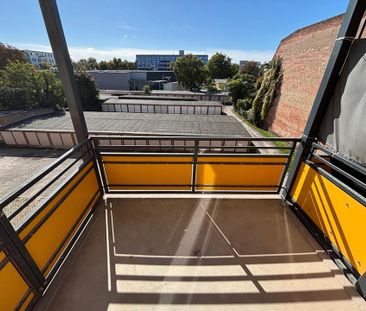 Charmante 2-Zimmer-Wohnung mit Balkon und Tageslichtbad - Foto 1