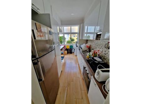 Rua do Vale de Santo António, Lisbon, Lisbon 1170-382 - Photo 2