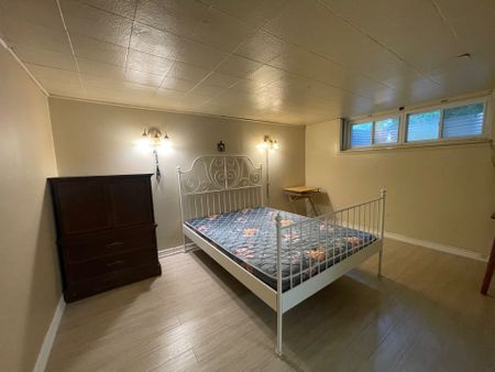 For Lease - 11 Byrne Boulevard, St. Catharines, Ontario - Photo 4