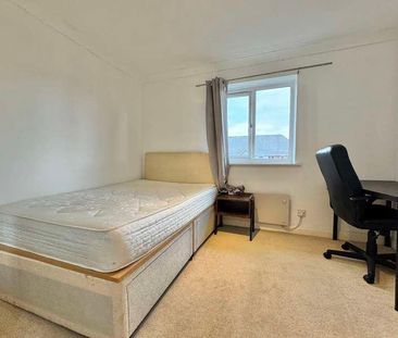 The Quays, Salford Quays, Salford, M50 - Photo 1