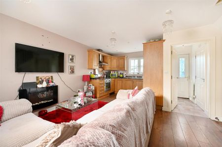 2 bedroom terraced house to rent - Photo 2