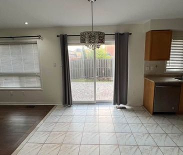 For Lease - 97 Crown Victoria Drive Unit# Upper, Brampton, Ontario - Photo 2