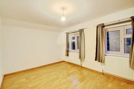 Fairfield Avenue, Datchet, Slough, SL3 - Photo 5