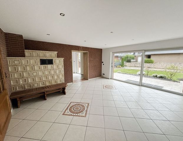 Großzügige Erdgeschosswohnung mit Garten zur Miete! – *gelegen in Ibbenbüren-Schierloh* - Foto 1