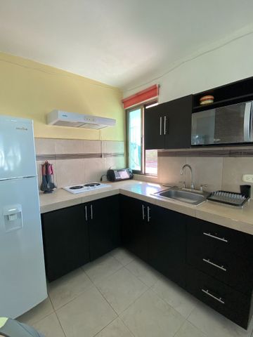 Departamento en renta en Temozón Norte - Photo 4
