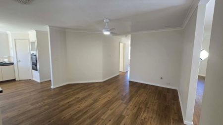 Big Family Home - Air Con - Available Now - Photo 3