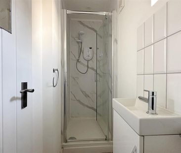 Studio to rent - Photo 6