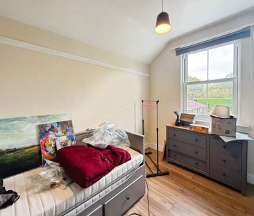 3 bedroom mid-terrace to rent Valebridge Road - Photo 5