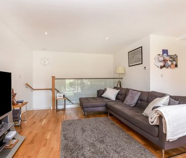 2 Bed Flat, Kings Avenue, SW4 - Photo 1
