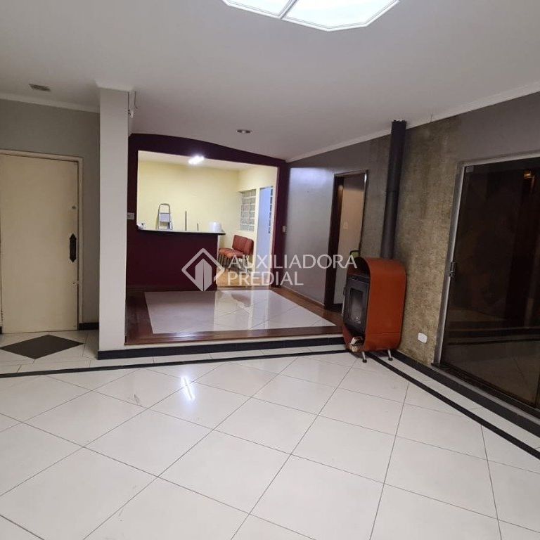 Sobrado com 4 quartos e 239m² para alugar em Nova Petrópolis, São Bernardo do Campo. - Photo 1