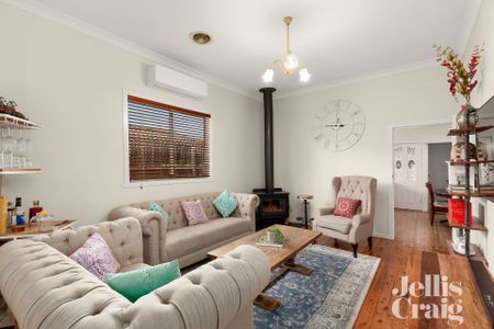 14 Marco Polo Street, Essendon - Photo 3