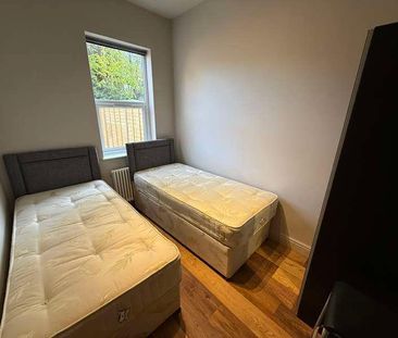 Suffolk Avenue, SO15 - Photo 5