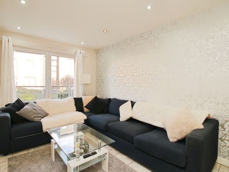 3 Bed Semi-Detached House, Penthouse Suite Dubai Inspired, EH5 - Photo 2