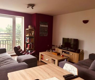 2 Bed Flat, Windmill Lane, E15 - Photo 3