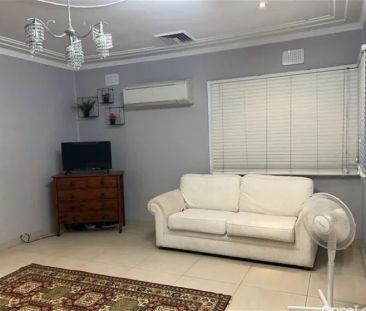 4 Bedroom Family Home - Photo 2