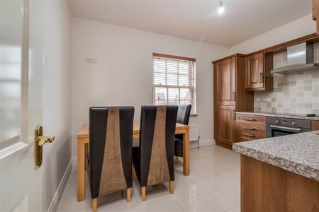 Breton Gardens, LISBURN, BT28 3YZ - Photo 3