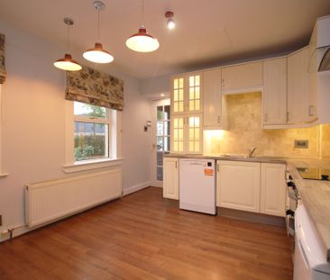 Earlbank Avenue, Scotstoun, Glasgow - Photo 3