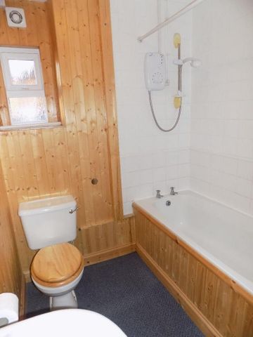 1 bedroom semi-detached house to rent - Photo 4