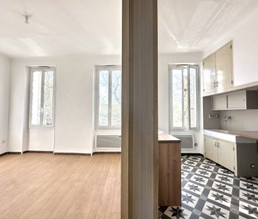 Location Appartement 2 pièces 39m² MARSEILLE 4ème - Photo 2