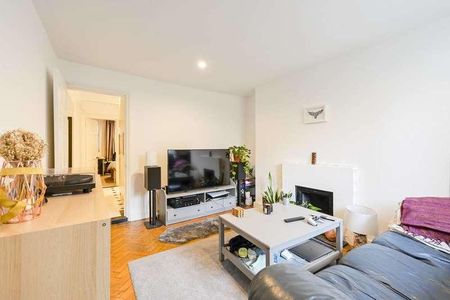 Clapham Common Southside, Abbeville Village, SW4 - Photo 2