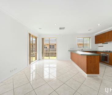 55 Lance Hill Avenue, Dunlop ACT, Belconnen - Photo 1