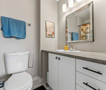 For Lease - 354 Brettonwood Ridge, Kanata, Ontario - Photo 2