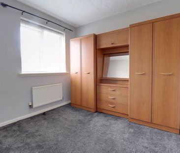 3 bedroom semi-detached house to rent - Photo 6