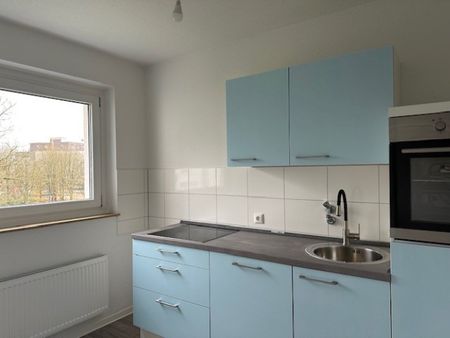 Frisch sanierte 2-ZW in der Helsinkistr. 84 in Kiel zu vermieten! Otto Stöben GmbH - Photo 3