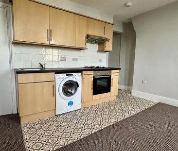 1 bedroom property to rent - Photo 2