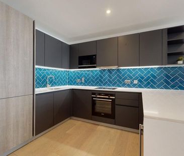 3 bedroom flat to rent - Photo 6