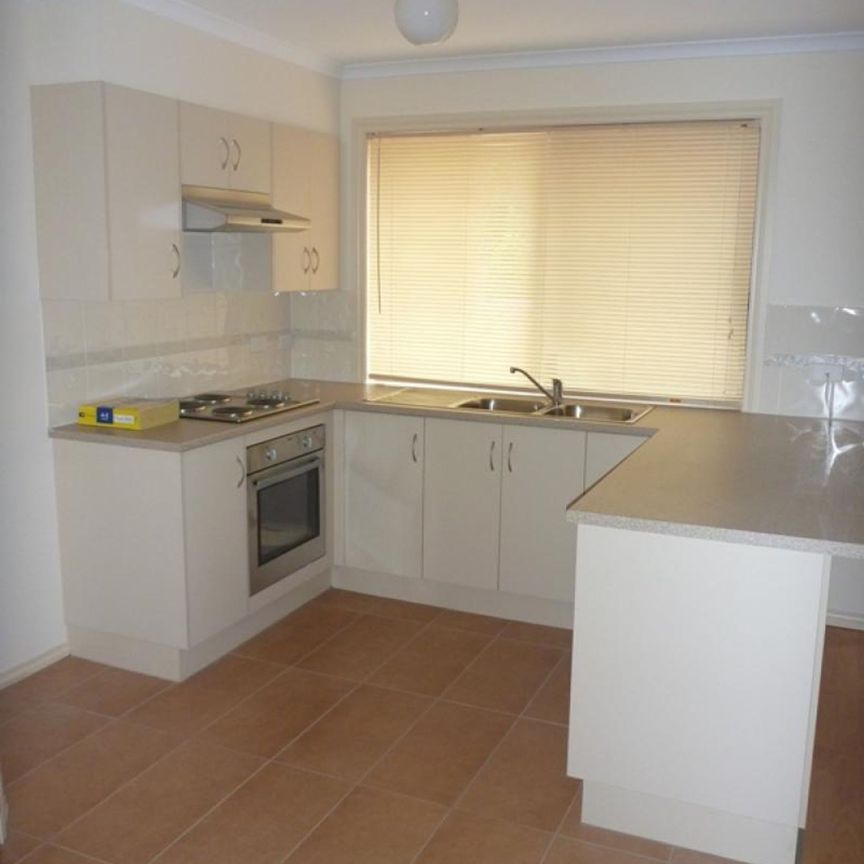 Modern Comfort in a Prime Ridgehaven Location - Photo 1