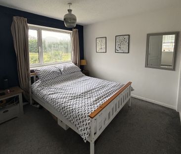 Compton Road, Yeovil - Photo 3