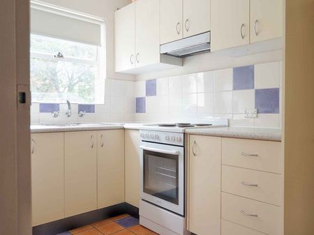 1 Bedroom Unit in the Heart of Crows Nest - Photo 5