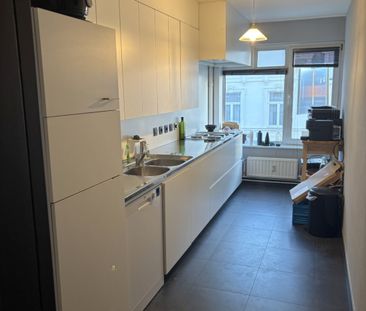 - GENT - Karaktervol appartement met twee slaapkamers en bureau - Foto 4