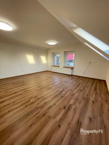 Pronájem světlého bytu 1+kk v rodinném domě, 35 m - Photo 5