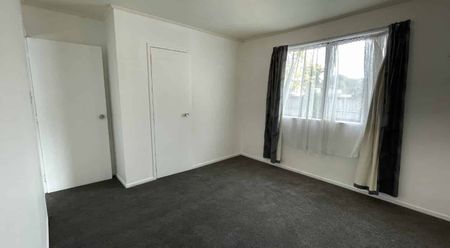 Ranui, 3 Bedroom - Photo 3