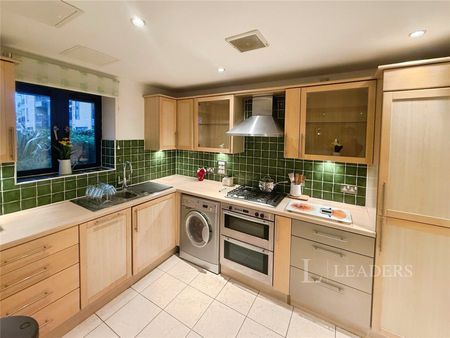 1 bedroom property to rent Charter House, 85 Canute Road, Southampton, SO14 - Photo 5