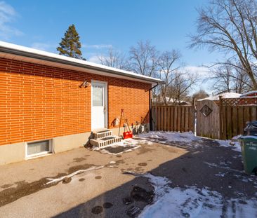 17 Argyle Dr, Guelph - Photo 3