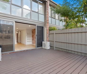 2/26 Gordon Street, Balwyn - Photo 3