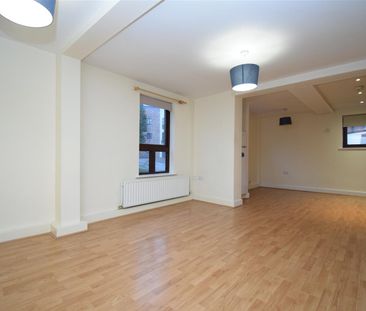 Moore, Woodlands Village, Sandal - Photo 1