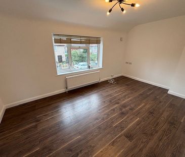 Kingsmill Road, Dagenham, RM9 - Photo 2
