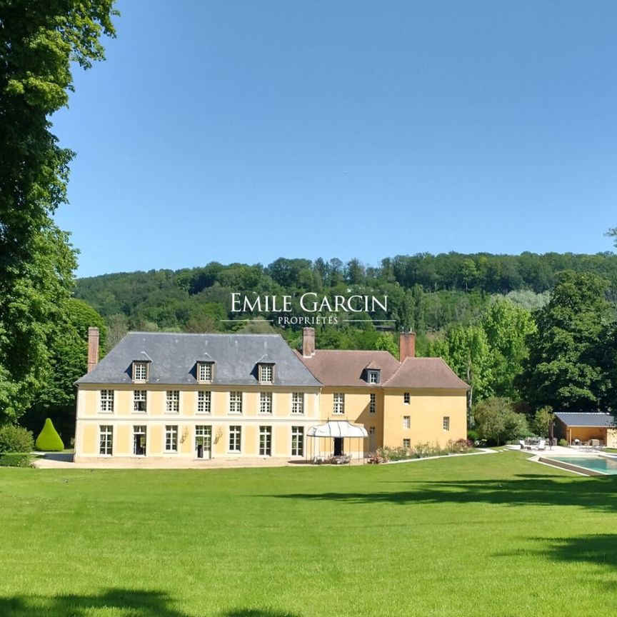 À louer - Château XVIIème sur parc de 3.5 hectares. - Photo 1