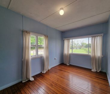 Four Bedroom Home with Peaceful Surroundings! - Photo 6