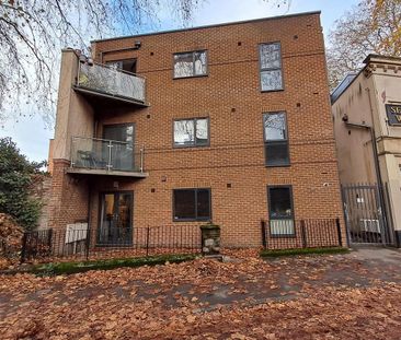 3 bedroom flat to rent - Photo 6