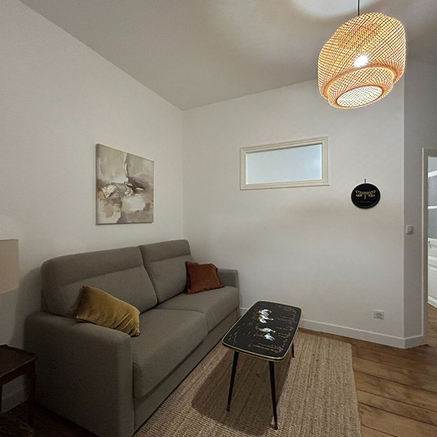 Location Appartement 2 pièces 61m² - Photo 1