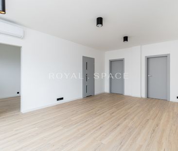 Apartament z tarasem w sercu Woli Justowskiej! - Zdjęcie 1