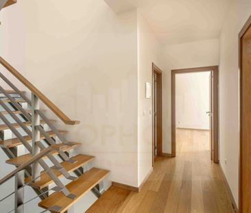6 room luxury House for rent in Cascais e Estoril, Portugal - Photo 1