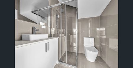 Modern 3 bedroom townhouse! - Photo 5