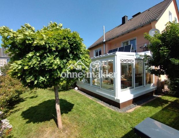 Einfamilienhaus mit neuwertiger Ausstattung, schönem Garten und Jacuzzi - Foto 1