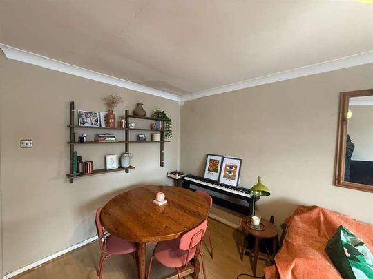 Forest View Road, London, E17 - Photo 1